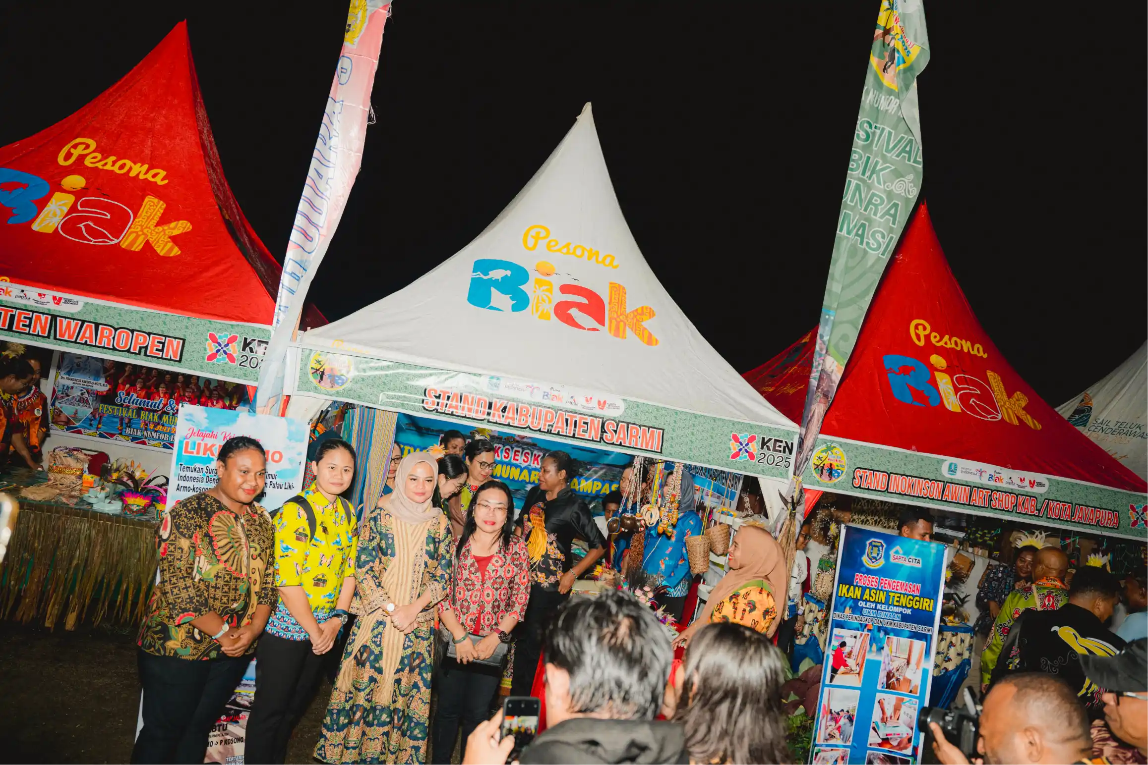 Community activity documentation in Biak